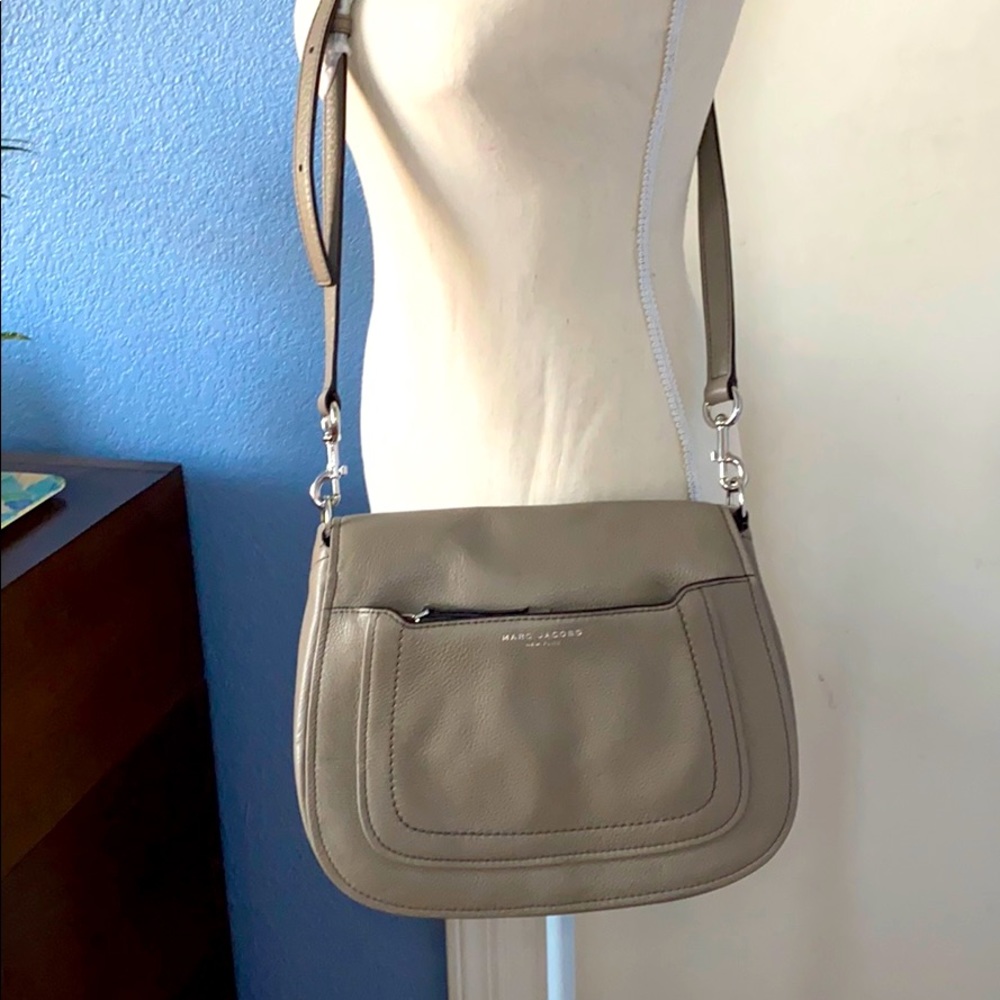 Marc Jacobs messenger bag